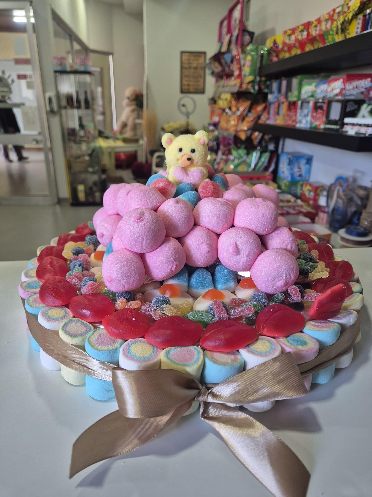 Bolo de gomas Piñata 8