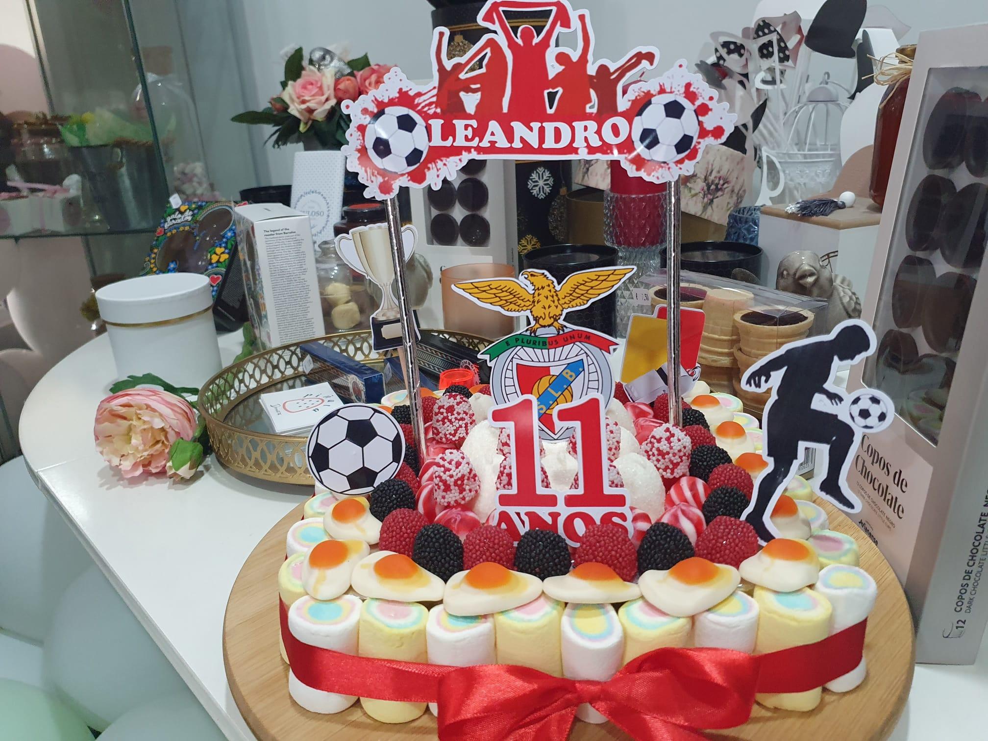 Bolo de gomas Piñata 20