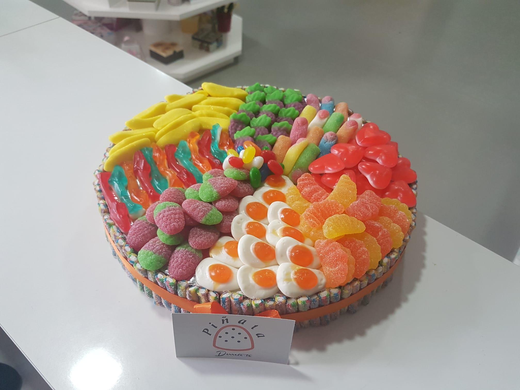 Bolo de gomas Piñata 35