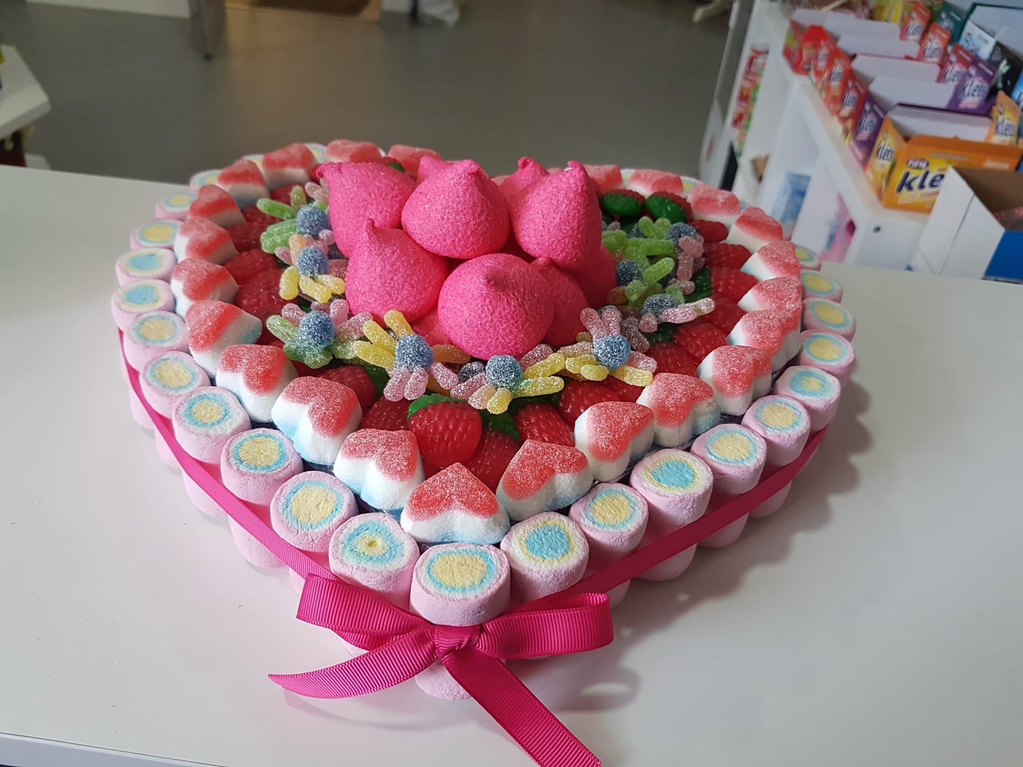 Bolo de gomas Piñata 36